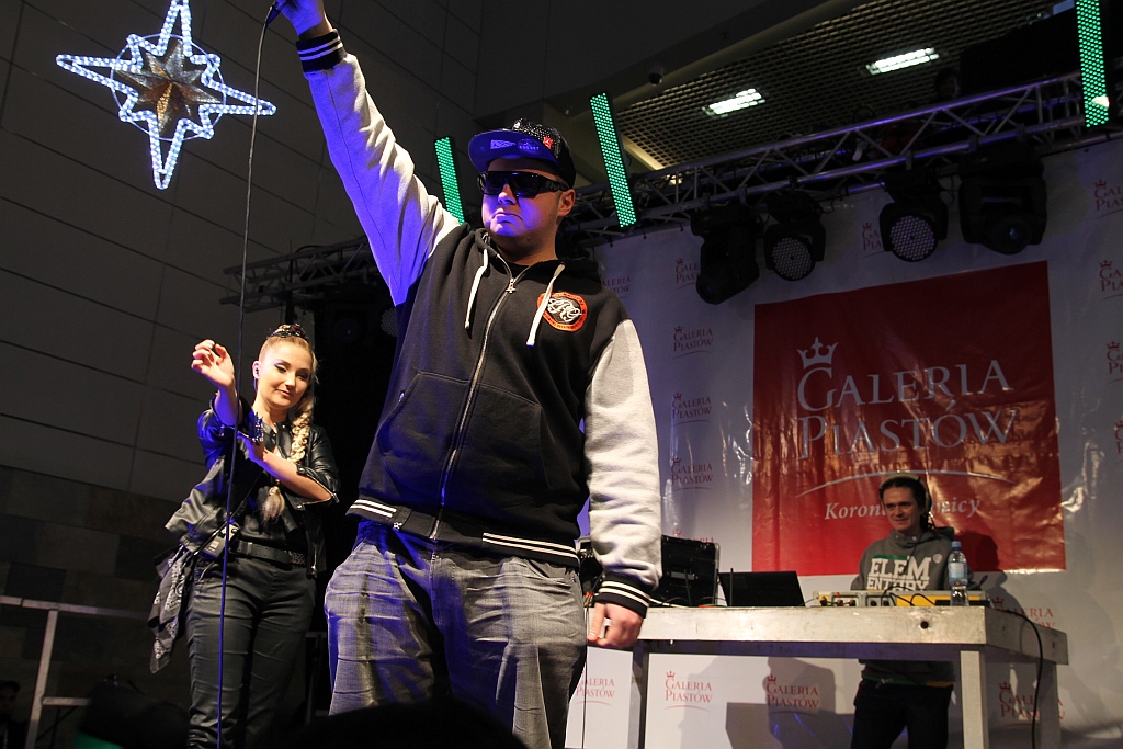WOŚP: Koncerty na scenie w Galerii Piastów