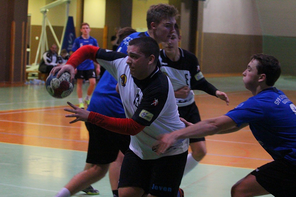 Siódemka Miedź Legnica - Chrobry Głogów 29:32