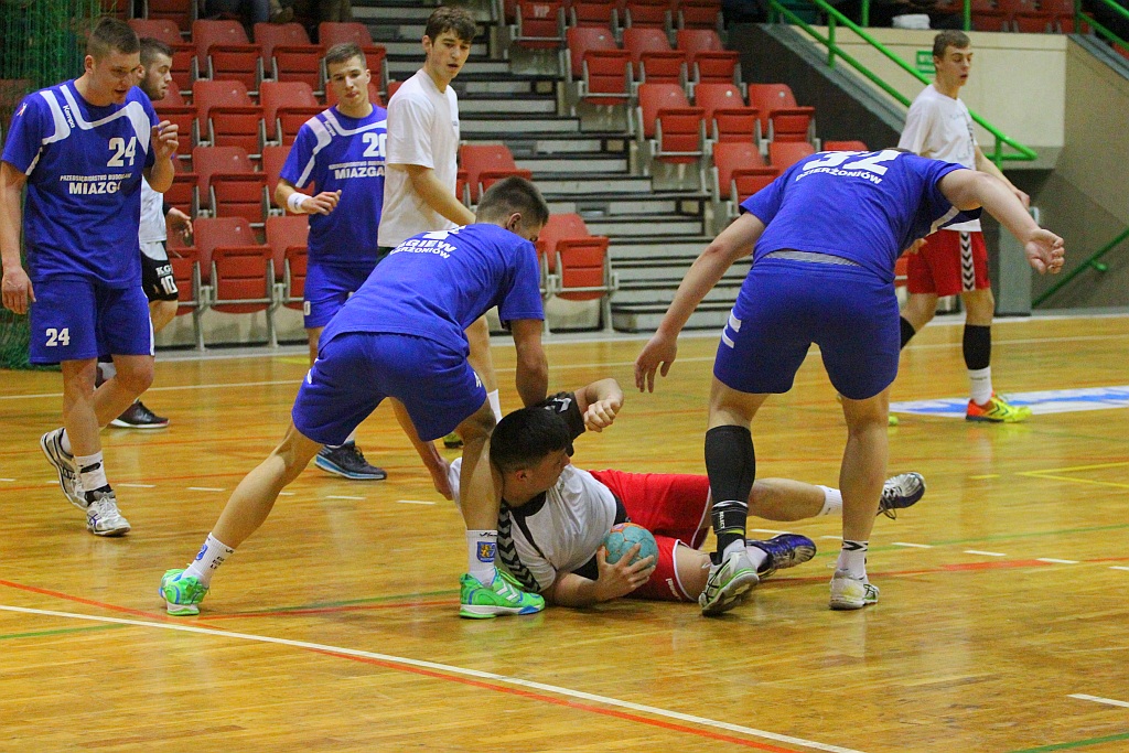 Juniorzy Siódemki Miedź rozbili drugoligowca