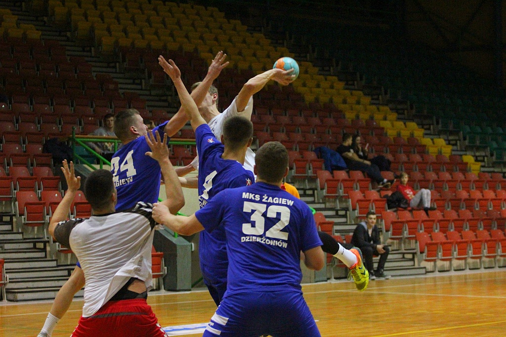 Juniorzy Siódemki Miedź rozbili drugoligowca