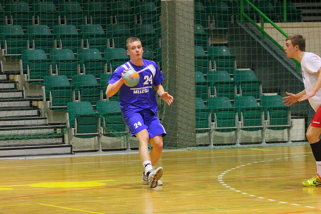 Juniorzy Siódemki Miedź rozbili drugoligowca