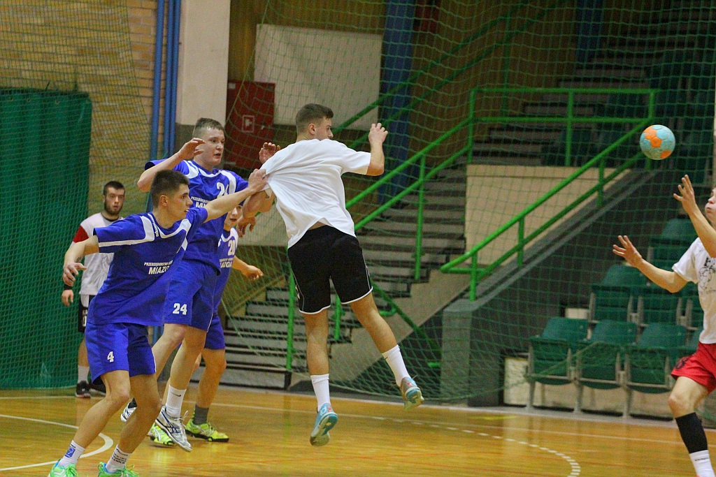 Juniorzy Siódemki Miedź rozbili drugoligowca