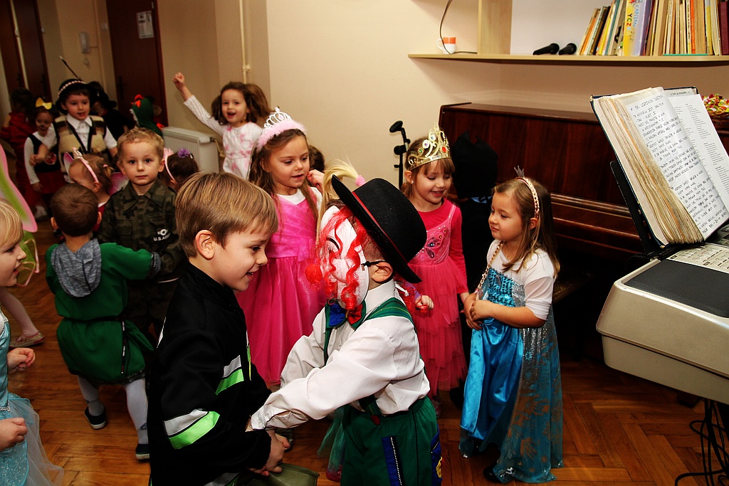 Zabawa karnawałowa w przedszkolu nr 8