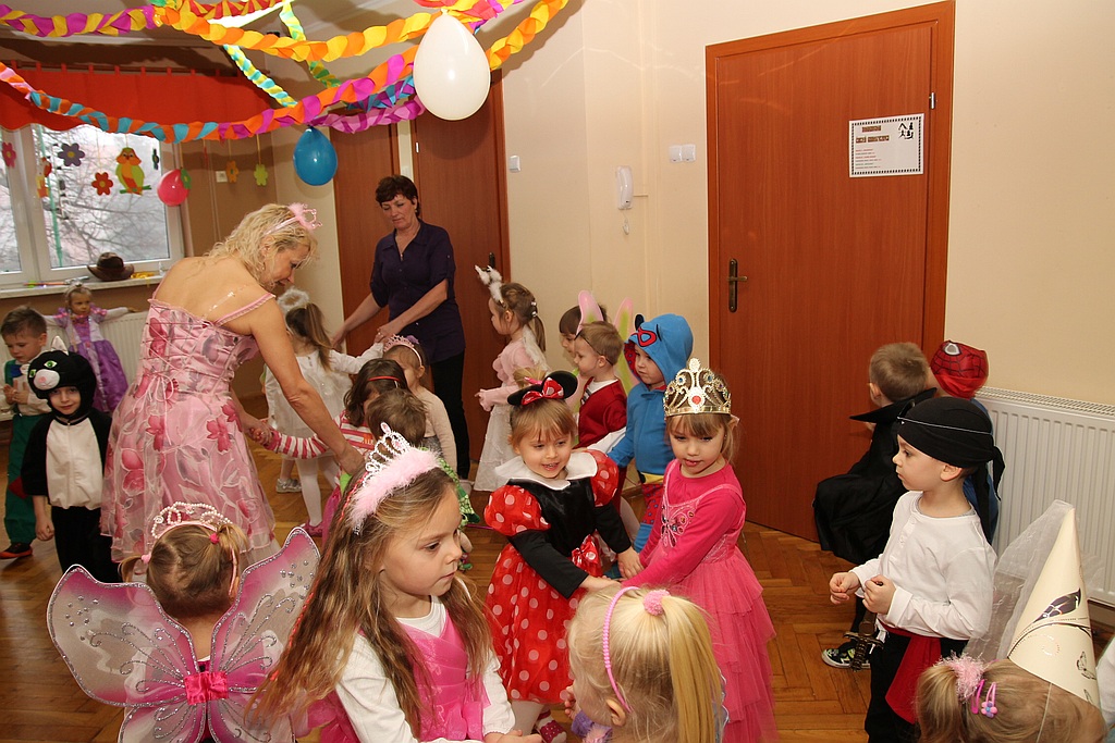 Zabawa karnawałowa w przedszkolu nr 8