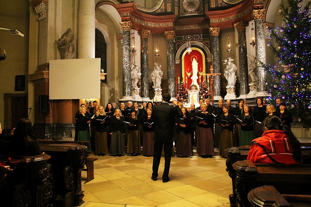 Koncert Chóru Madrygał w Kościele św.Jana