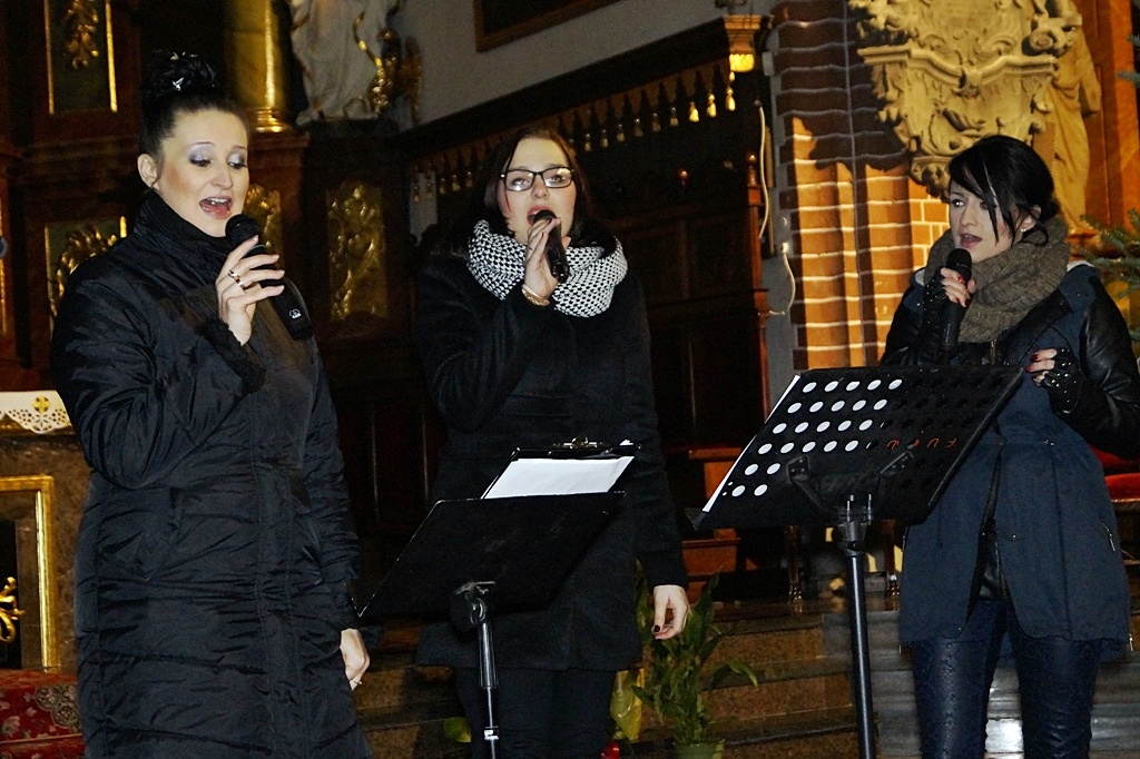 Muzyka i pomoc z serca płynące