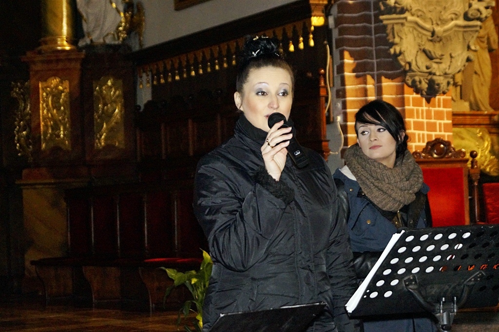 Muzyka i pomoc z serca płynące