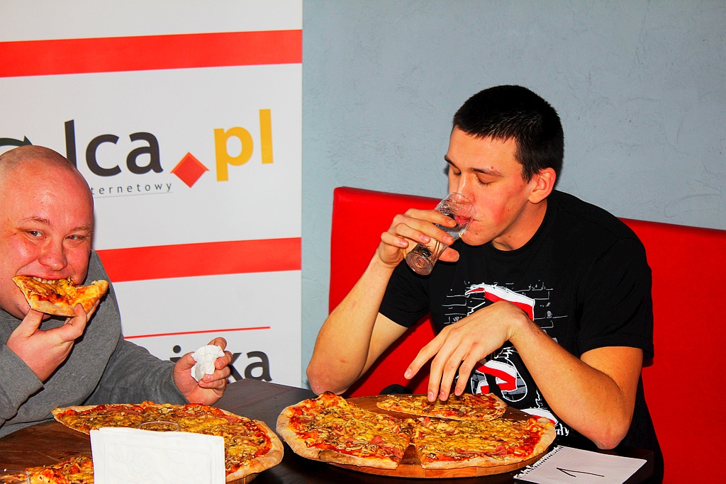 Piotr Grzelak Mistrzem Legnicy w jedzeniu pizzy