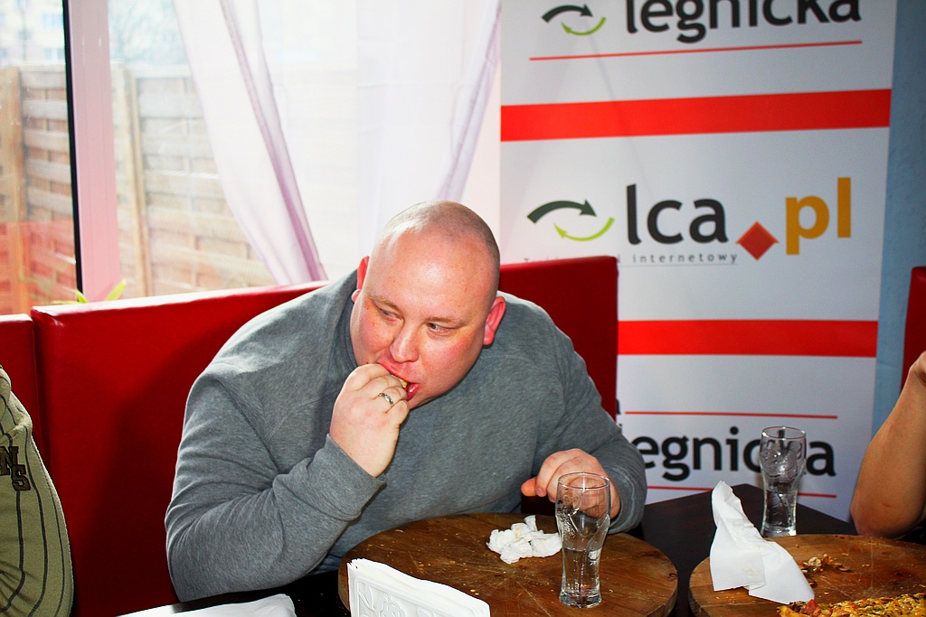 Piotr Grzelak Mistrzem Legnicy w jedzeniu pizzy