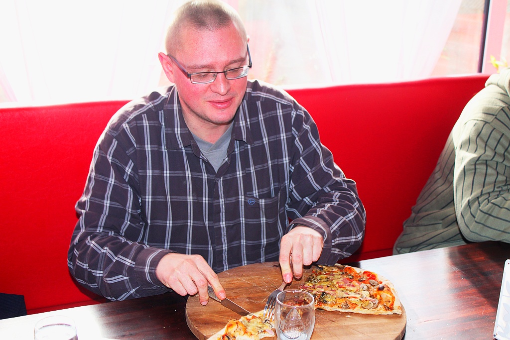 Piotr Grzelak Mistrzem Legnicy w jedzeniu pizzy
