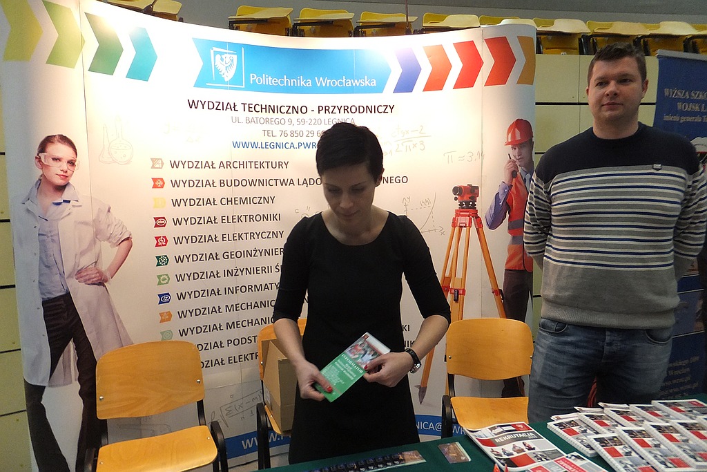 Tłumy na VI Legnickich Prezentacjach Edukacyjnych