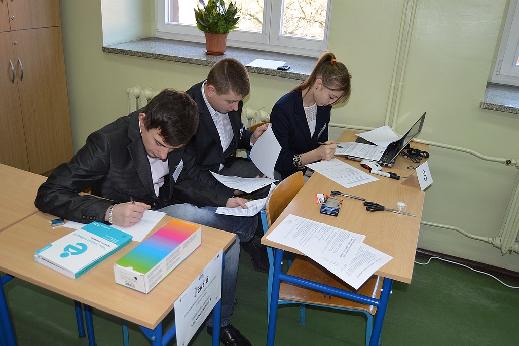 Uczniowie z regionu zmagali się w CKZiU