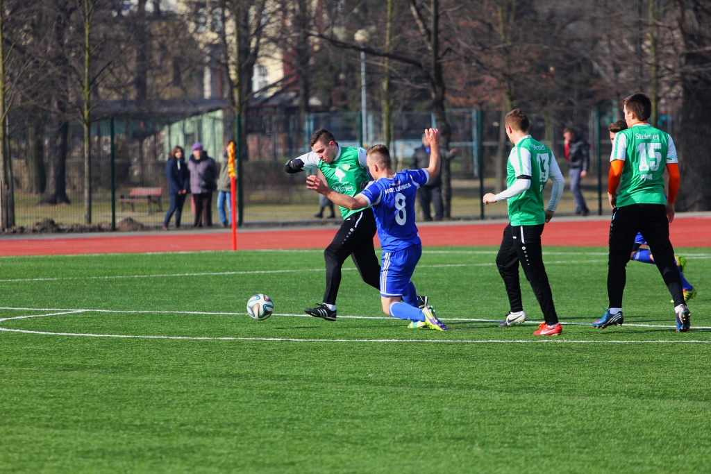 Miedź rozstrzelała UKP. Trzy gole Szczepaniaka