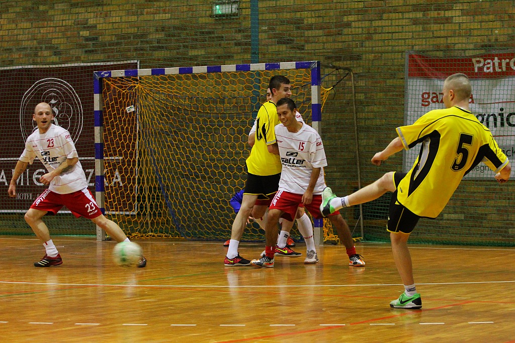 PapaMax i Klub Kokosa w futsalowej elicie