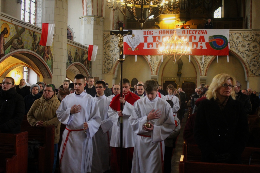 Msza i warta honorowa dla Żołnierzy Wyklętych