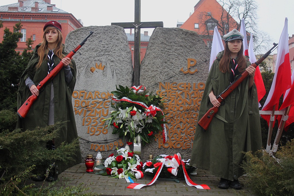 Msza i warta honorowa dla Żołnierzy Wyklętych