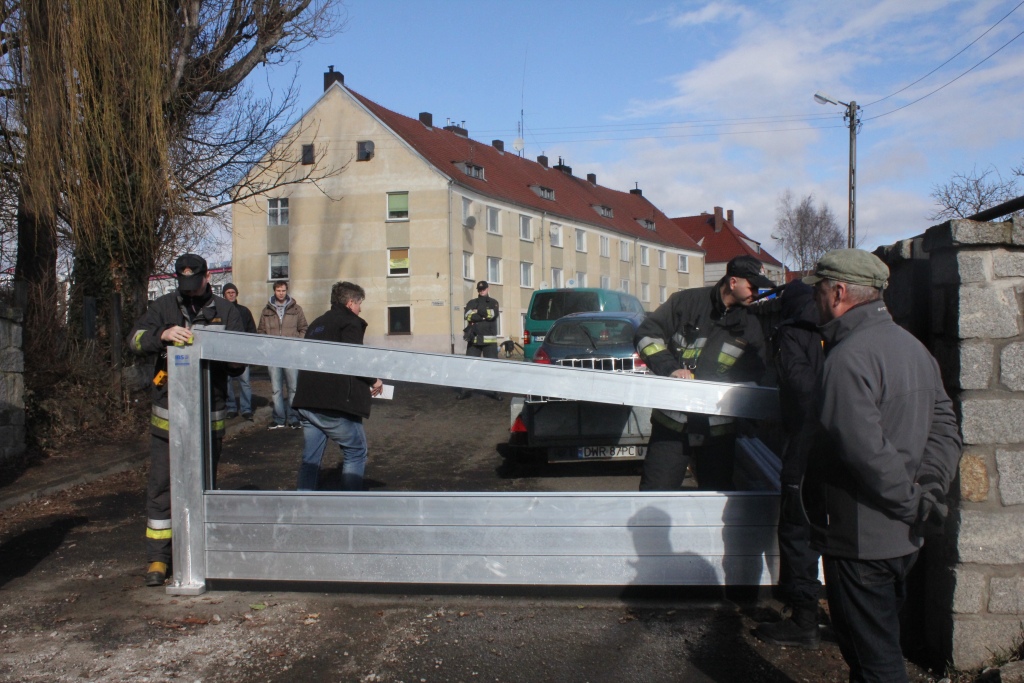 Legnica ma mobilną zaporę przeciwpowodziową