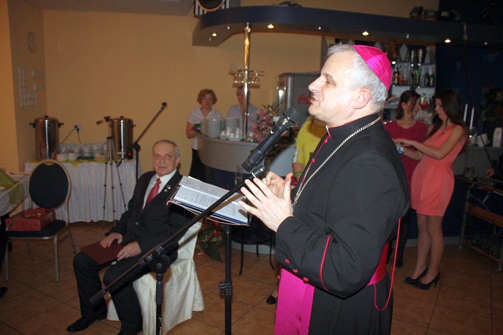 Kazimierz Pleśniak-dostojny jubilat i społecznik