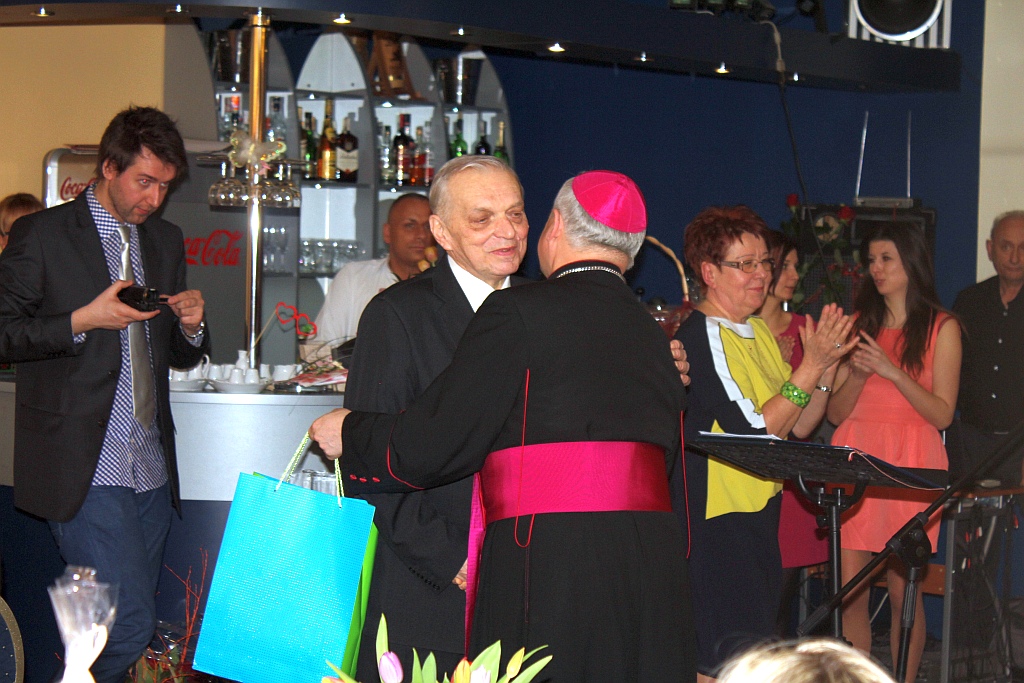 Kazimierz Pleśniak-dostojny jubilat i społecznik