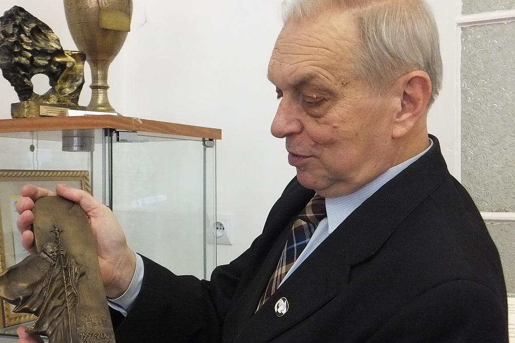 Kazimierz Pleśniak-dostojny jubilat i społecznik