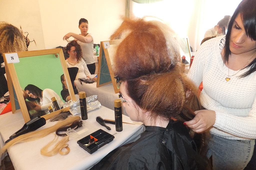 Mistrzynie grzebienia walczą o awans