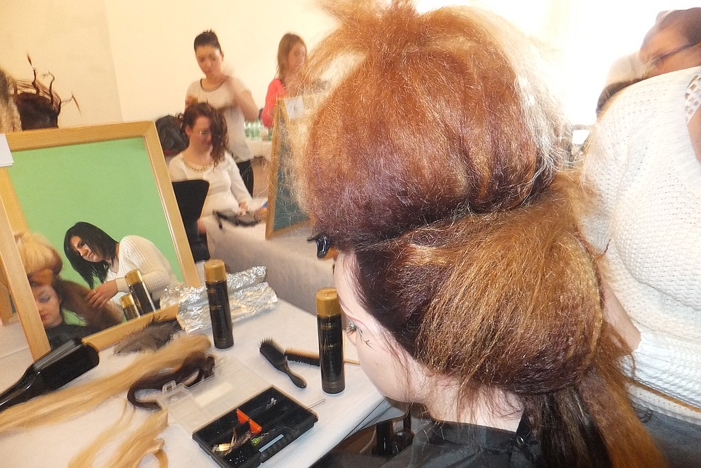 Mistrzynie grzebienia walczą o awans