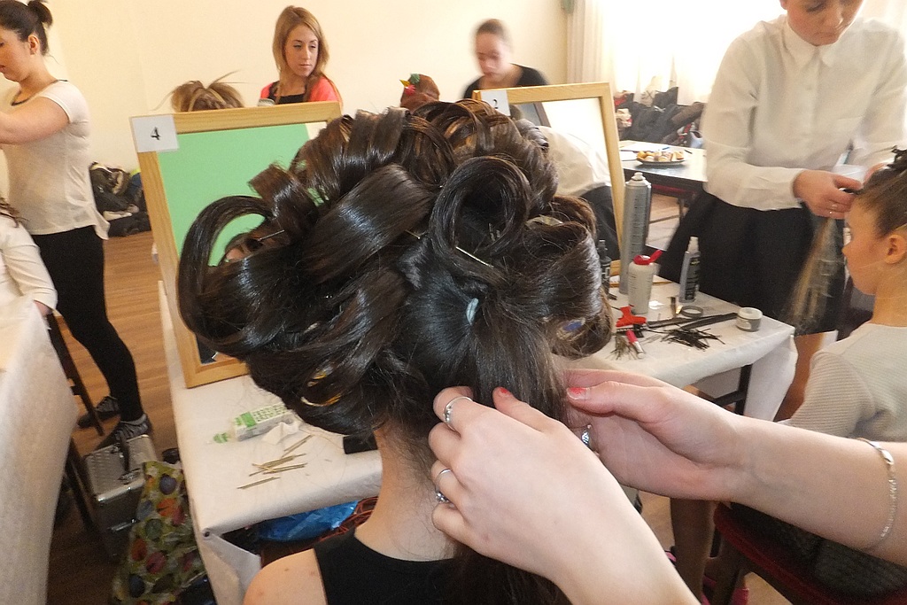 Mistrzynie grzebienia walczą o awans