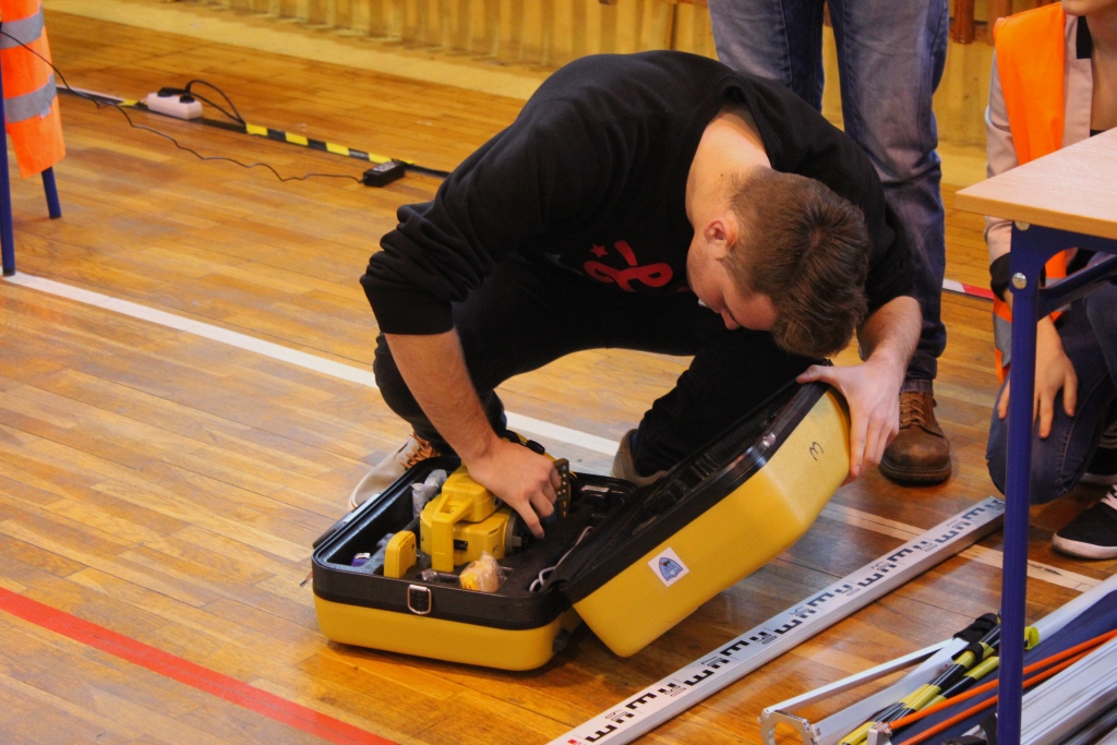 Najlepszy uczeń w zawodzie - technik geodeta