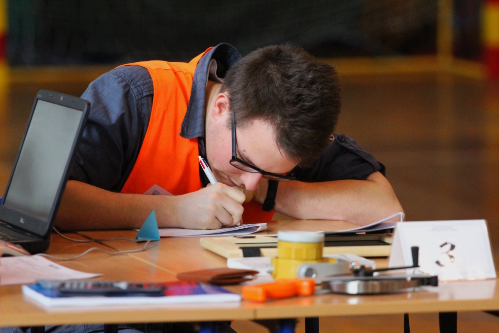 Najlepszy uczeń w zawodzie - technik geodeta