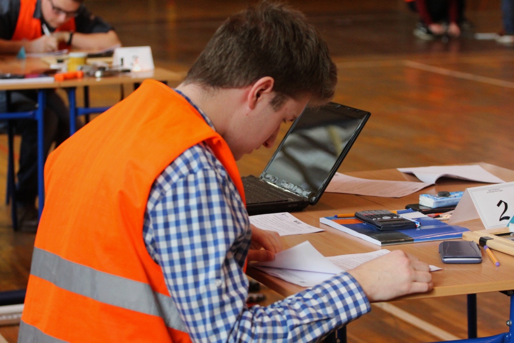 Najlepszy uczeń w zawodzie - technik geodeta