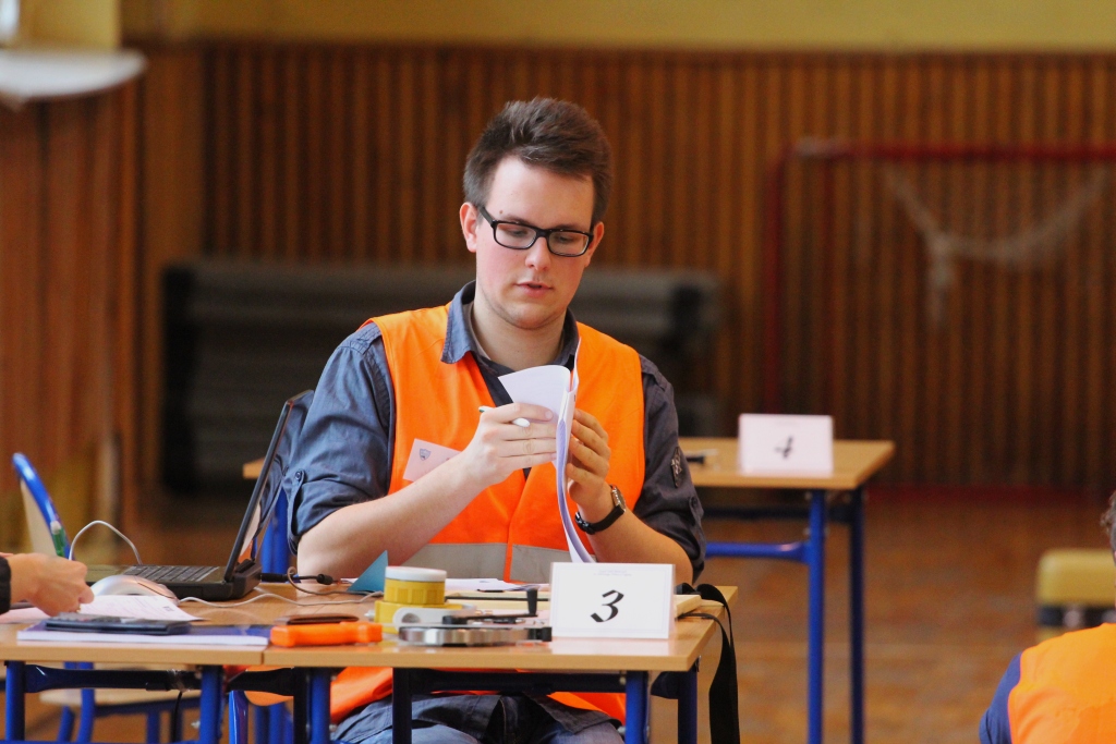 Najlepszy uczeń w zawodzie - technik geodeta