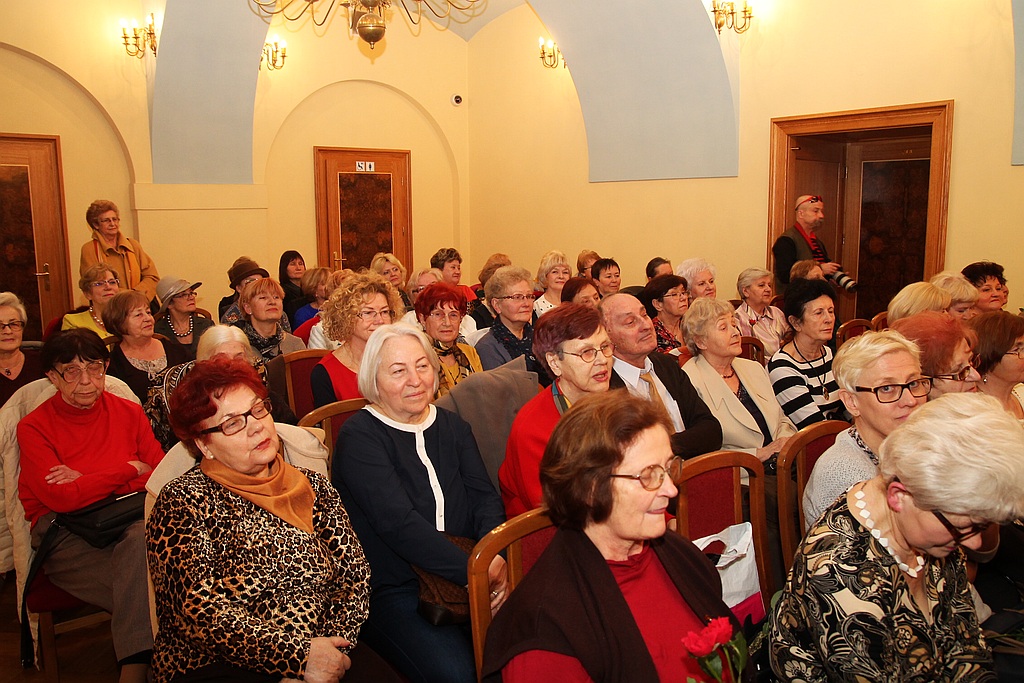 Być kobietą, być kobietą..