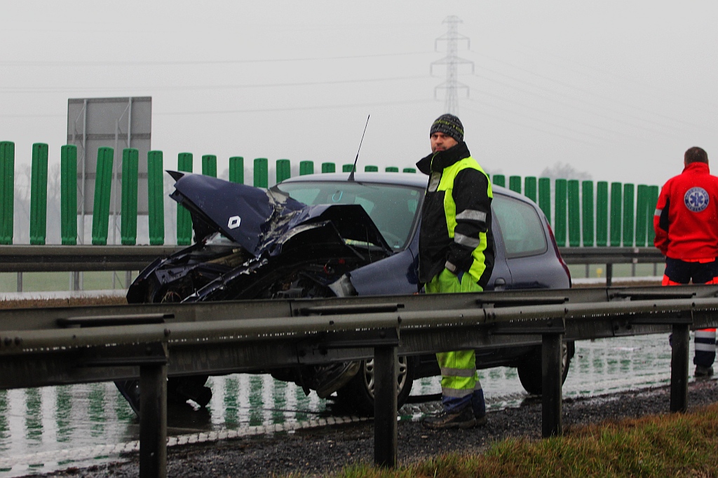 Wypadek na autostradzie A4. Jedna osoba została ranna