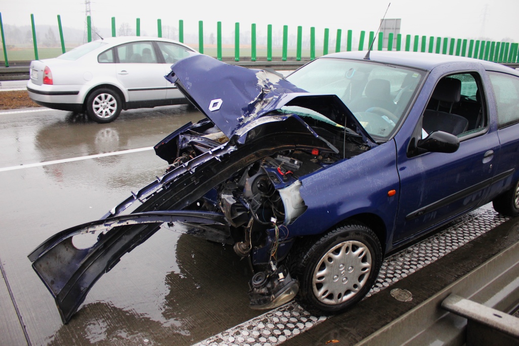 Wypadek na autostradzie A4. Jedna osoba została ranna