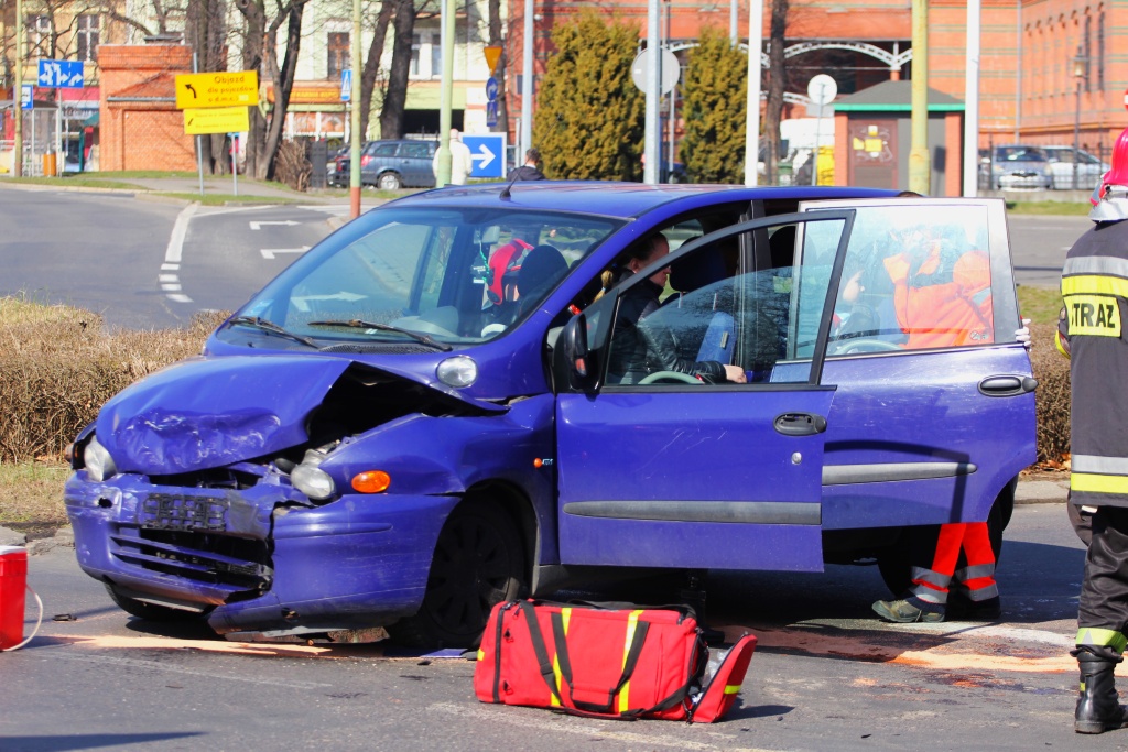 Wypadek na ulicy Muzealnej. 6 osób rannych