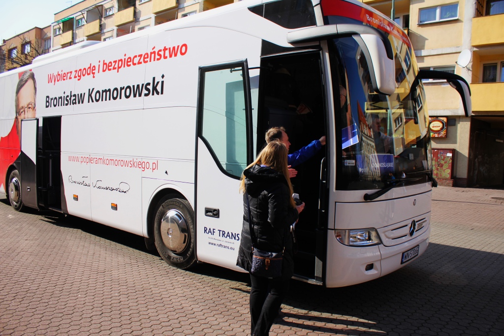 „Bronkobus‟ w centrum miasta. Jajek nie było