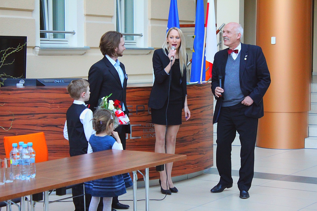 Korwin-Mikke w Legnicy. Na sali komplet