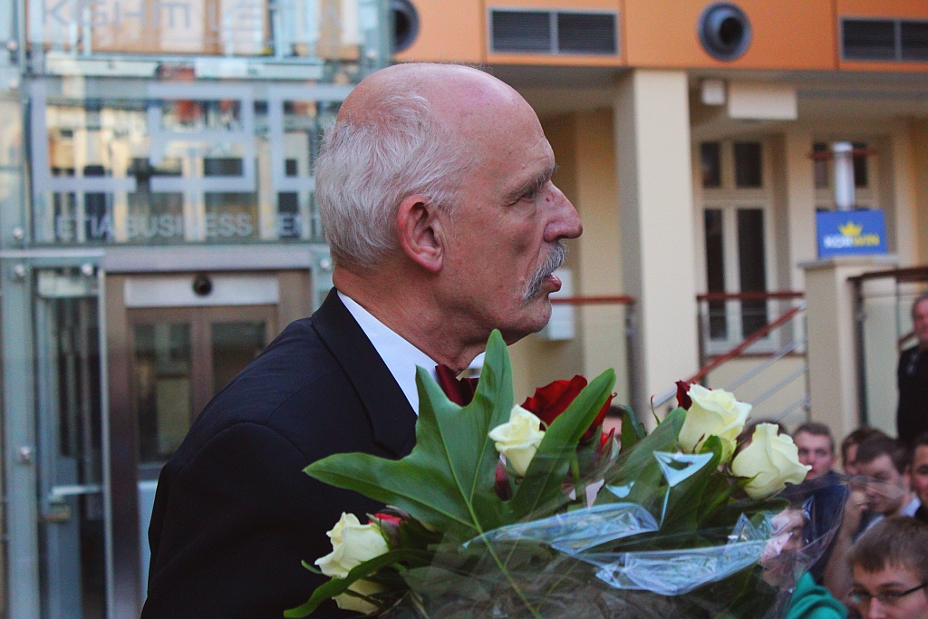 Korwin-Mikke w Legnicy. Na sali komplet