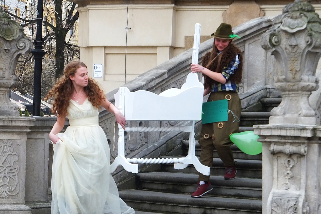 Kolorowe i baśniowe świętowanie dnia teatru