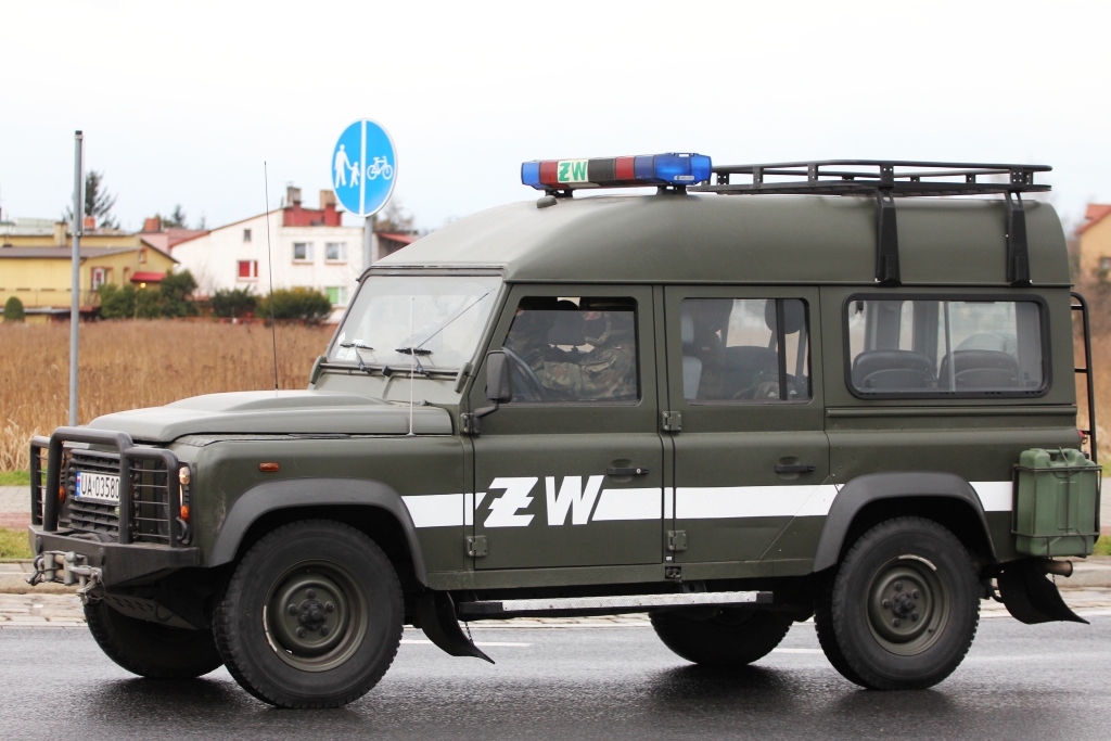 Amerykańskie wojsko jedzie przez Legnicę