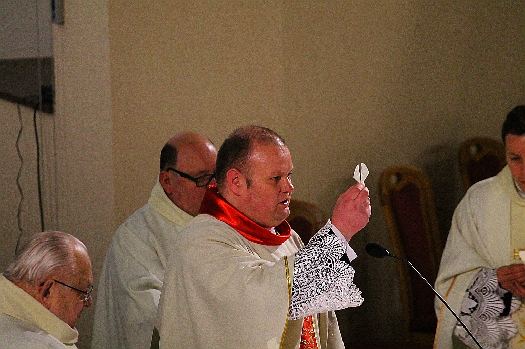 Wielki Czwartek w kościele MBKP w Legnicy