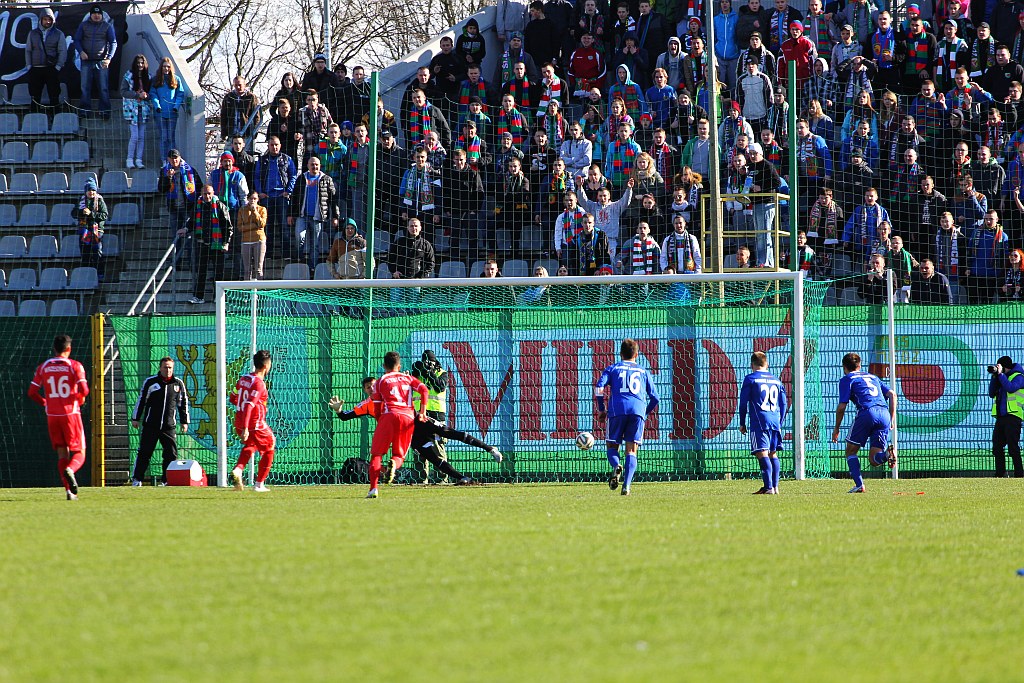 Co za mecz Miedzi! Widzew rozbity w pył!