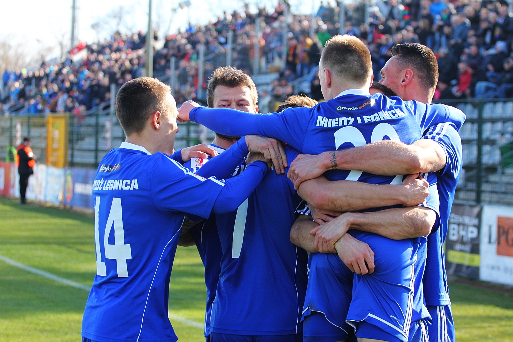 Co za mecz Miedzi! Widzew rozbity w pył!
