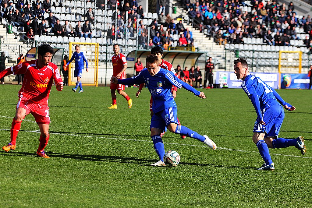 Co za mecz Miedzi! Widzew rozbity w pył!