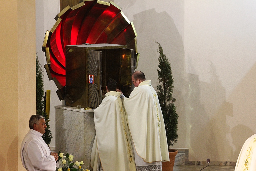 Wielka Sobota wraz z rezurekcją