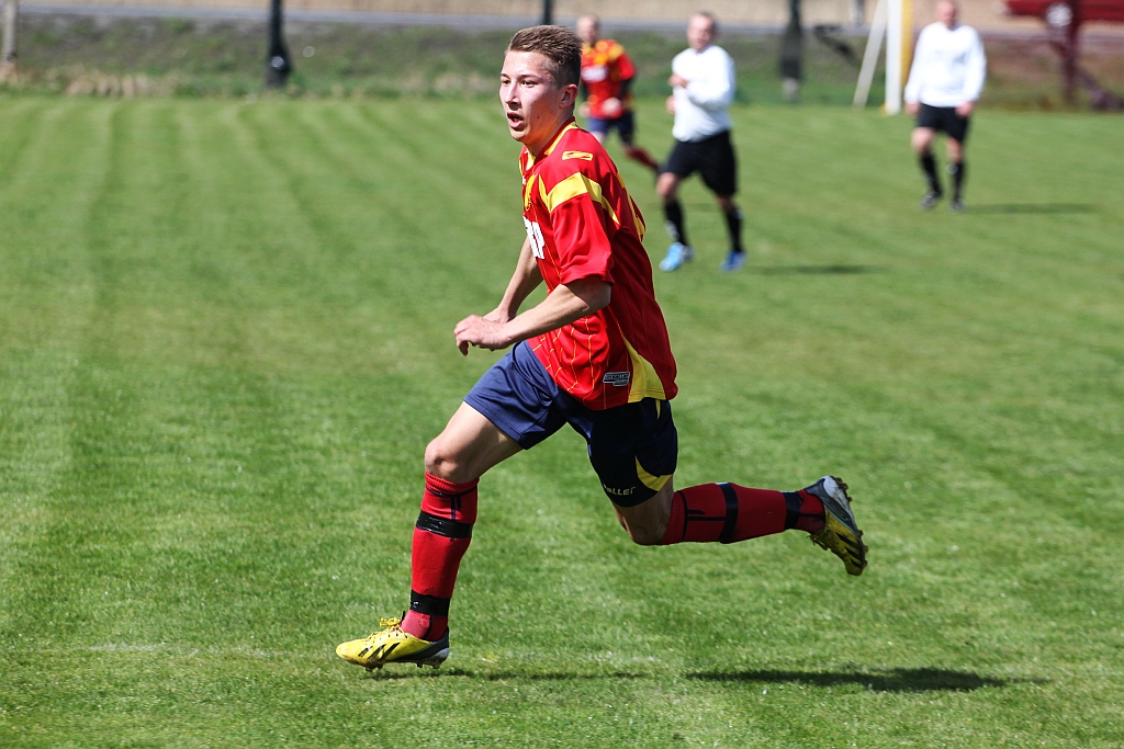 Klasa B: Iskra - Krokus 2:4