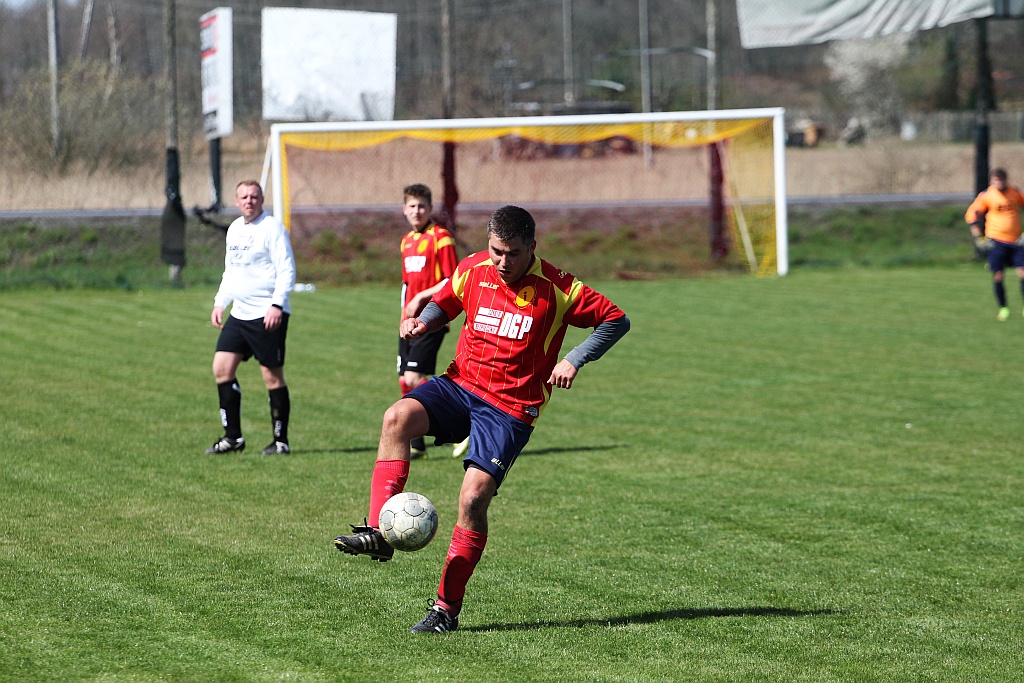 Klasa B: Iskra - Krokus 2:4