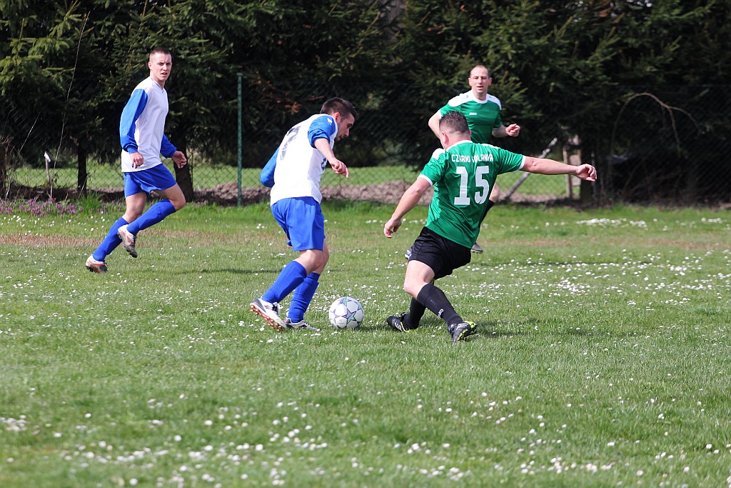 Klasa B: Czarni - Victoria 2:2 (0:0)