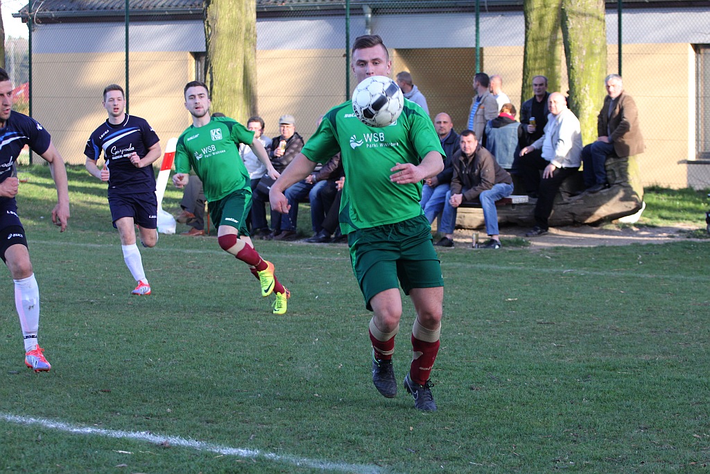 Okręgówka: KS Legnickie Pole - Mieszko 3:3