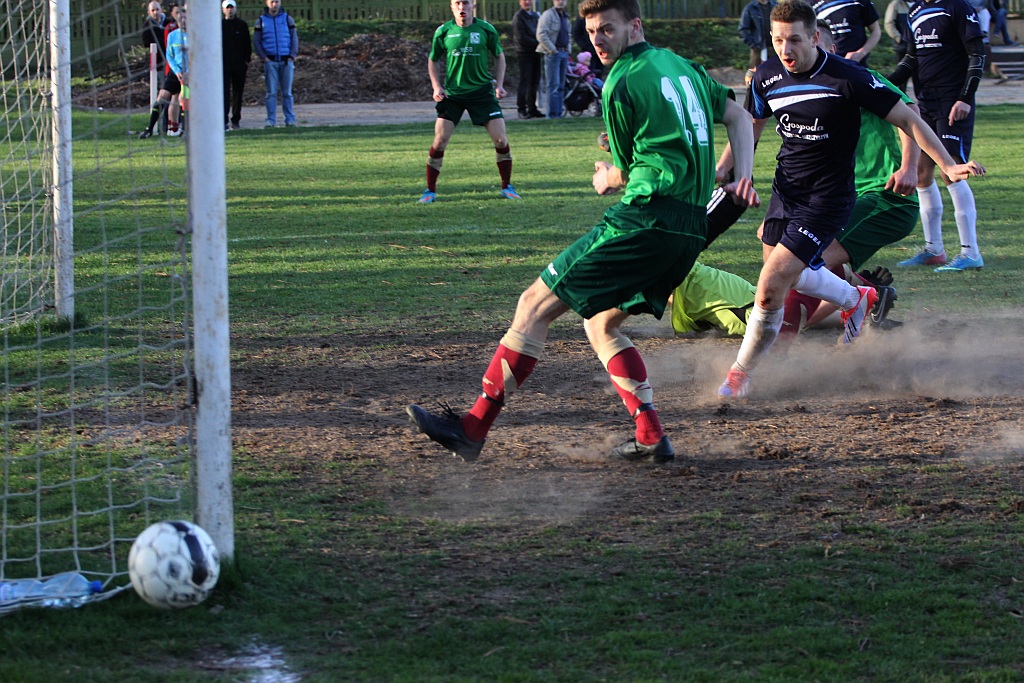 Okręgówka: KS Legnickie Pole - Mieszko 3:3